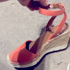 Coral Platform ankle strap Heels Franco Sarto Espadrille color sz. 9